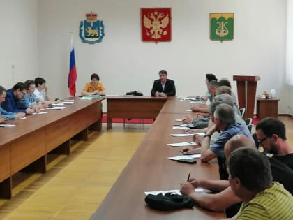 Налоговики рассказали о Едином налоговом счете на круглом столе для предпринимателей Пушкиногорского района