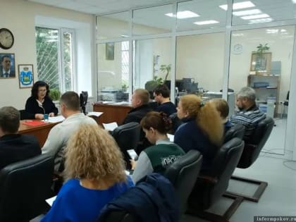 Почти 600 общественных наблюдателей обучат в Псковской области к выборам