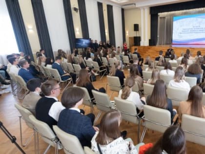 Глава Великих Лук Николай Козловский представил отчет о работе за 2022 год