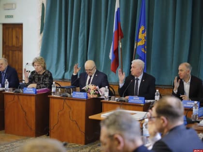 На завершение строительства школы на Завеличье направят более 250 млн рублей