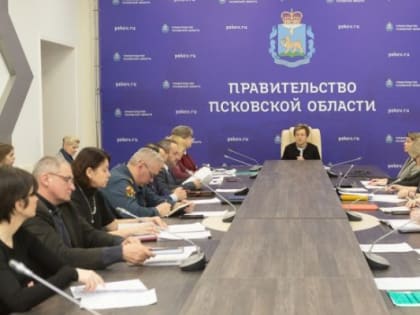 В Псковской области усилят контроль за мерами профилактики инфекций от укусов клещей