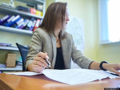 Эксперты назвали псковичам самые горячие профессии на лето