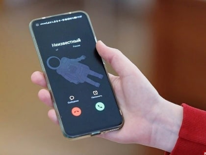 Более миллиона рублей похитили мошенники у жителей Пскова и Гдовского района