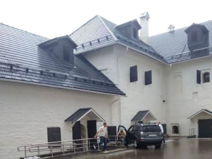 Цокольный этаж Поганкиных оказался под водой после ливня в Пскове