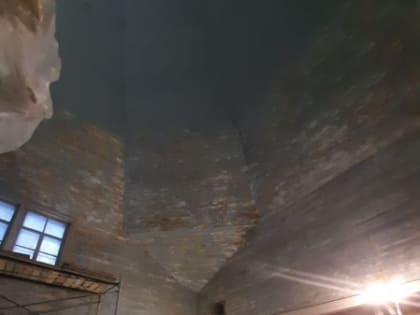 Ремонтные работы продолжаются в псковской церкви Покрова Богородицы