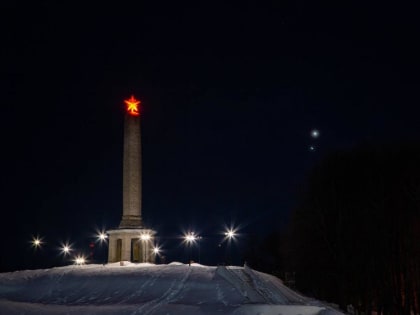 ФОТОФАКТ «Поцелуй» Венеры и Юпитера