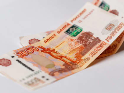 Три фальшивые пятитысячные купюры изъяли в Пскове