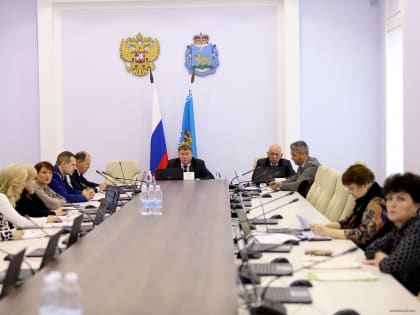 Дополнительное финансирование и дефицитные статьи обсудил комитет по бюджету