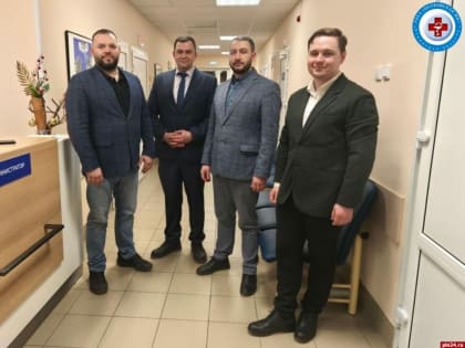 Главврач Островской межрайонной больницы перенял опыт псковских коллег