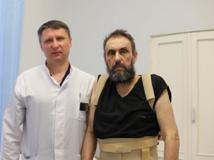 Врачи Псковской областной больницы спасли жизнь своему коллеге