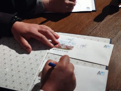 В Печорах состоялось спецгашение марки к 550-летию обители