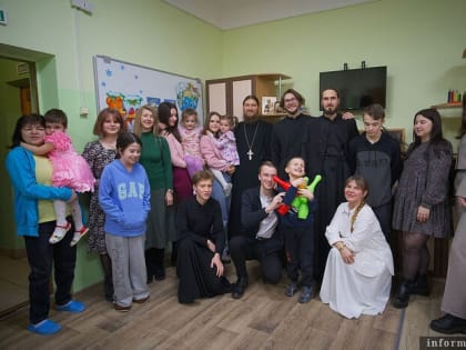 Студенты Псково-Печерской духовной семинарии посетили детей-сирот
