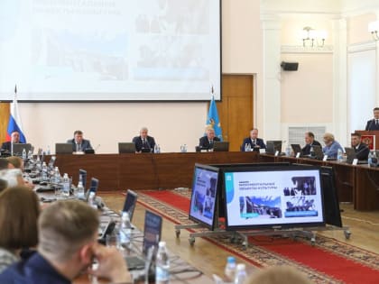 Позитивную оценку работы губернатора и его команды озвучили депутаты на отчётной сессии