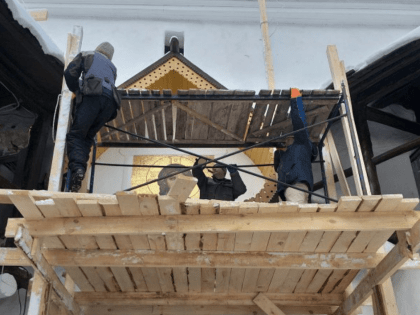 В Печорах реставрируют Башню Святых ворот