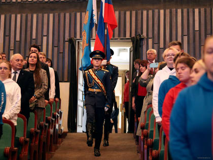 Губернатор Псковской области Михаил Ведерников официально вступил в должность