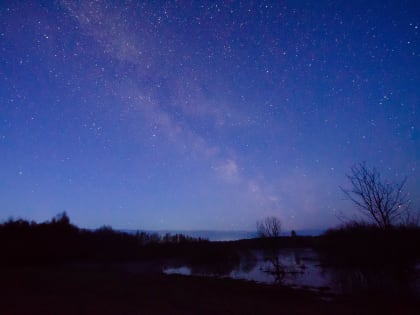 Млечный путь над разлившейся рекой Сороть сфотографировал пскович