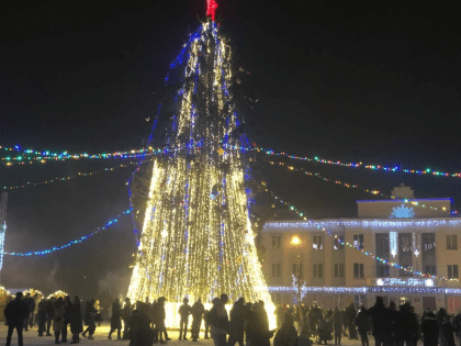 В Великих Луках прогремел новогодний салют.