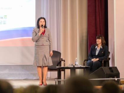 Валентину Понизовскую переизбрали на пост председателя Совета муниципальных образований Псковской области