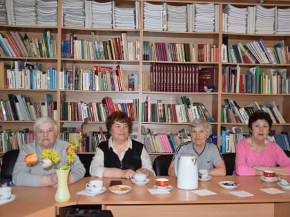 Посвящённую Великой Отечественной войне встречу провели в поэтическом клубе Опочки