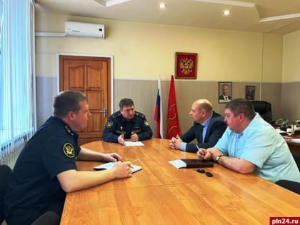 Отбывающие исправительные работы помогут подготовить Великие Луки к встрече воздухоплавателей