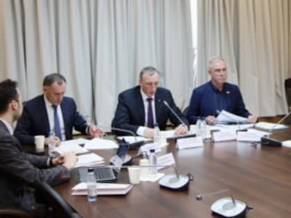 Вопросы создания технопарков и промышленных кластеров на новых территориях России обсудили в Госдуме