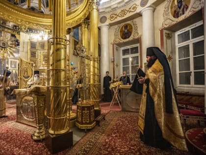 Канун Недели о блудном сыне. Святителей Василия Великого, Григория Богослова и Иоанна Златоустого