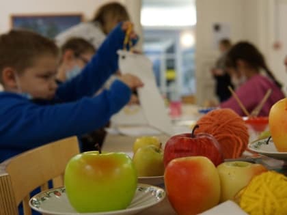 Море и яблоки: учебный год для юных эстетов в «Михайловском» решили начать с «летних» тем