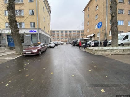 Масштабное обновление детских площадок прошло в Пскове в 2022 году