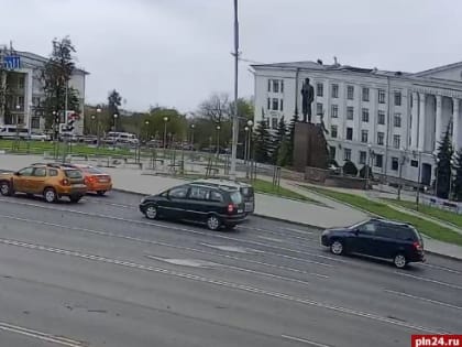 Крышу сорвало с главного корпуса ПсковГУ