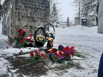 Митинги в честь годовщины освобождения от фашистов провели в Пустошке и Бежаницах