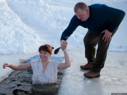 Крещенская вода: Где безопасно её пить и купаться рассказали в Роспотребнадзоре