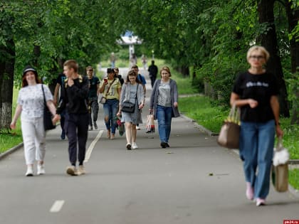 6 из 10 псковичей считают, что в России есть средний класс — опрос