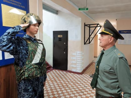 Первый руководитель института ФСИН встретился с псковскими курсантами