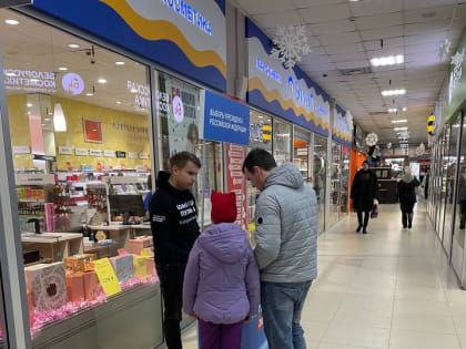 Пункты сбора подписей в поддержку самовыдвижения Путина продолжают работу в Пскове