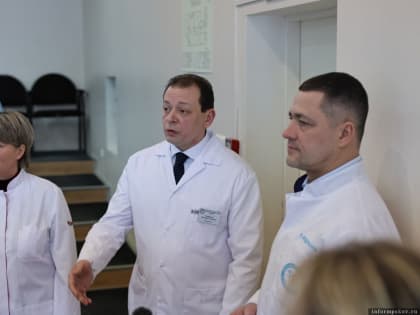Как изменилось оснащение Псковской областной больницы благодаря нацпроектам, рассказал Евгений Панфёров