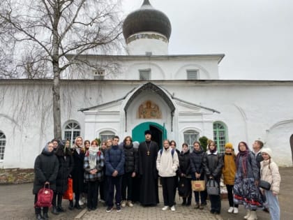 В храме святых Архангелов Михаила и Гавриила (с Городца) провели встречу с учащимися Гуманитарного Лицея