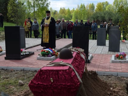 Останки шести солдат перезахоронили в Опочецком районе