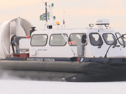 11 рыбаков нарушили пограничный режим на Псковско-Чудском озере