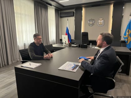 Михаил Ведерников обсудил с Денисом Салием работу представительства Псковской области в Москве