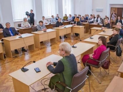 В Великих Луках пройдут мероприятия в честь Года педагога и наставника
