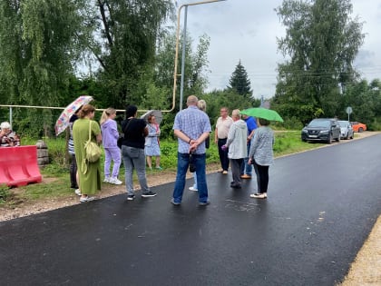 Ремонт улицы Торфяной в Пскове проконтролировал вместе с местными жителями Алексей Севастьянов