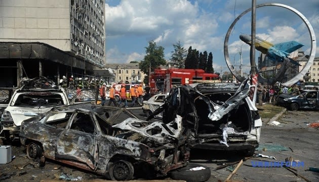 Seis muertos y decenas heridos en ataque ruso a Kiev