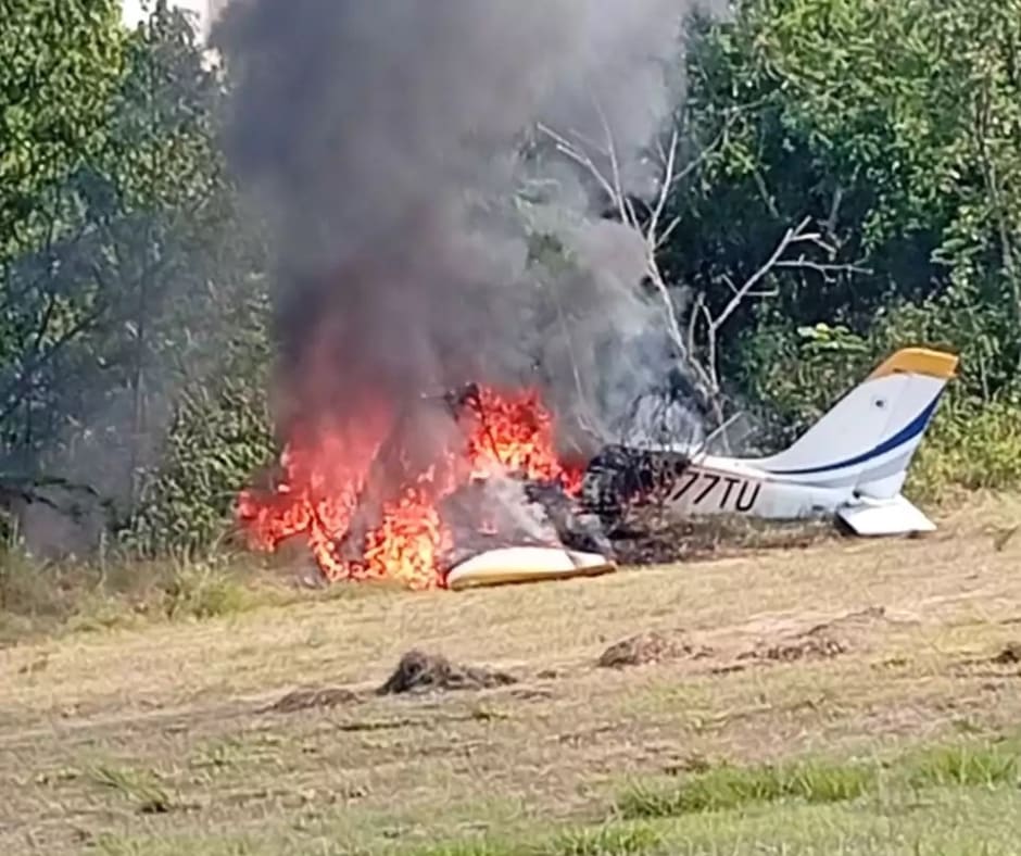 Imagen para: Última hora: avioneta se estrella en Dajabón y piloto y copiloto quedan heridos