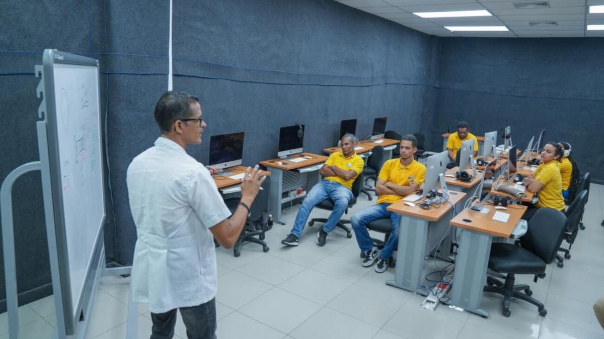 Imagen para: Infotep impulsa la capacitación tecnológica de periodistas con 135 cursos innovadores
