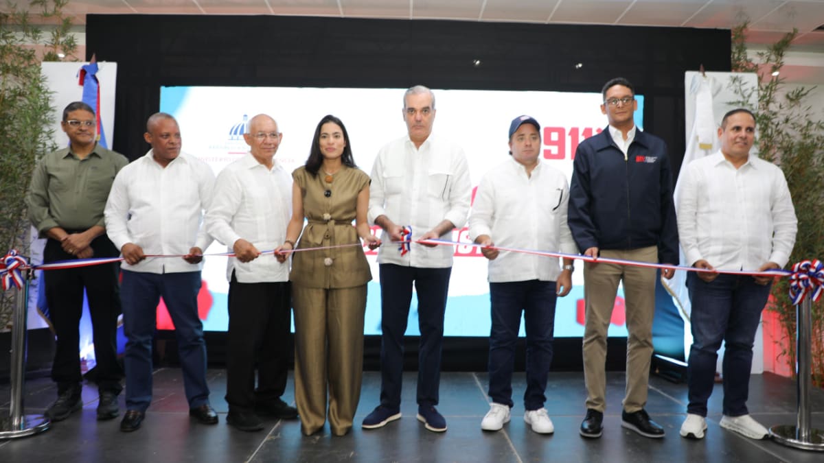 Abinader Expande Seguridad Nacional con 911 en Montecristi