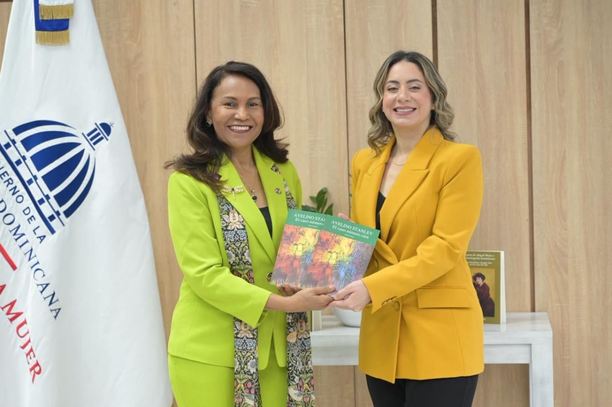 Imagen para: El legado de Abigail Mejía iluminado: Conmemoración nacional sobre la construcción de la voz femenina
