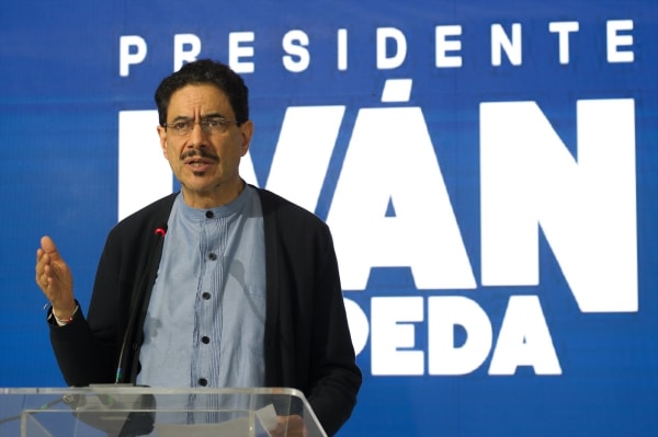 Giro en Colombia: Abelardo de la Espriella asume el mando presidencial