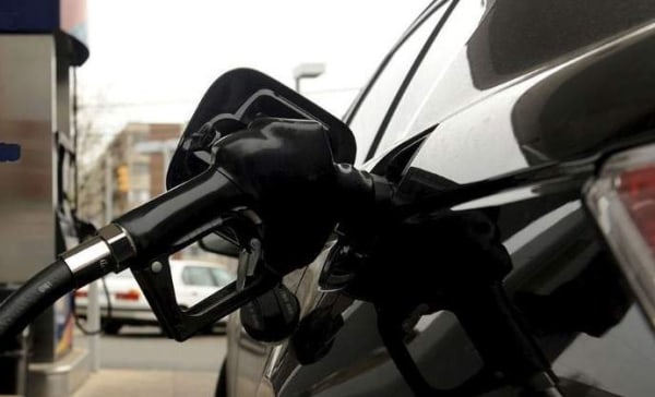 Gasolina y el bolsillo: ¿Nueva estrategia gubernamental?