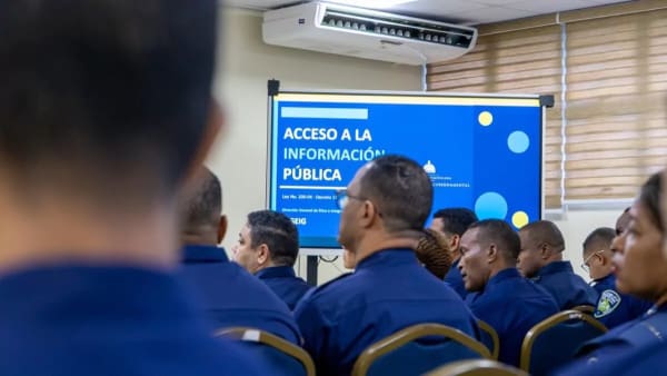 Policía Eleva Gestión de Datos Ciudadanos con 63 Oficiales