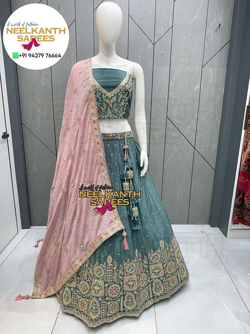 Embroidered Lehenga Choli | Buy Online at Neelkanth Sarees
